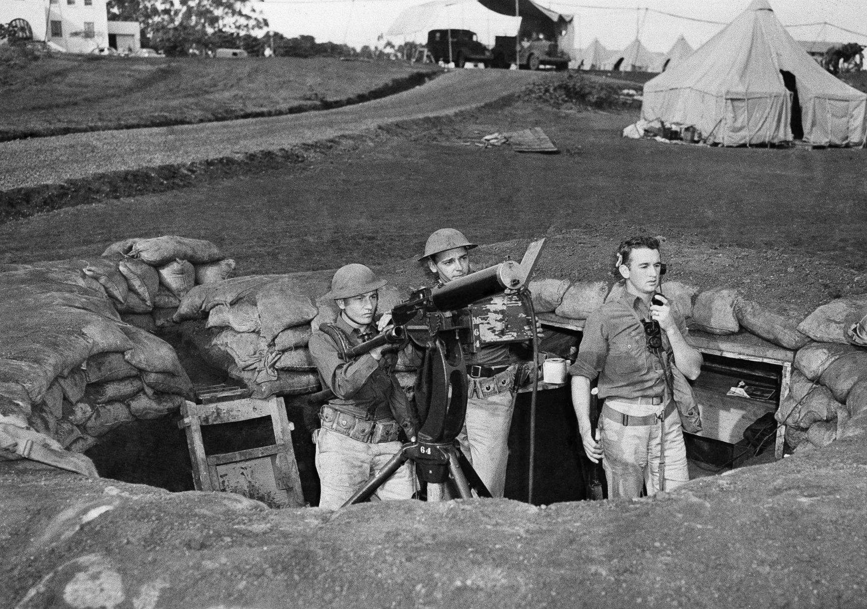 WWII Japan Attacks Pearl Harbor 1941